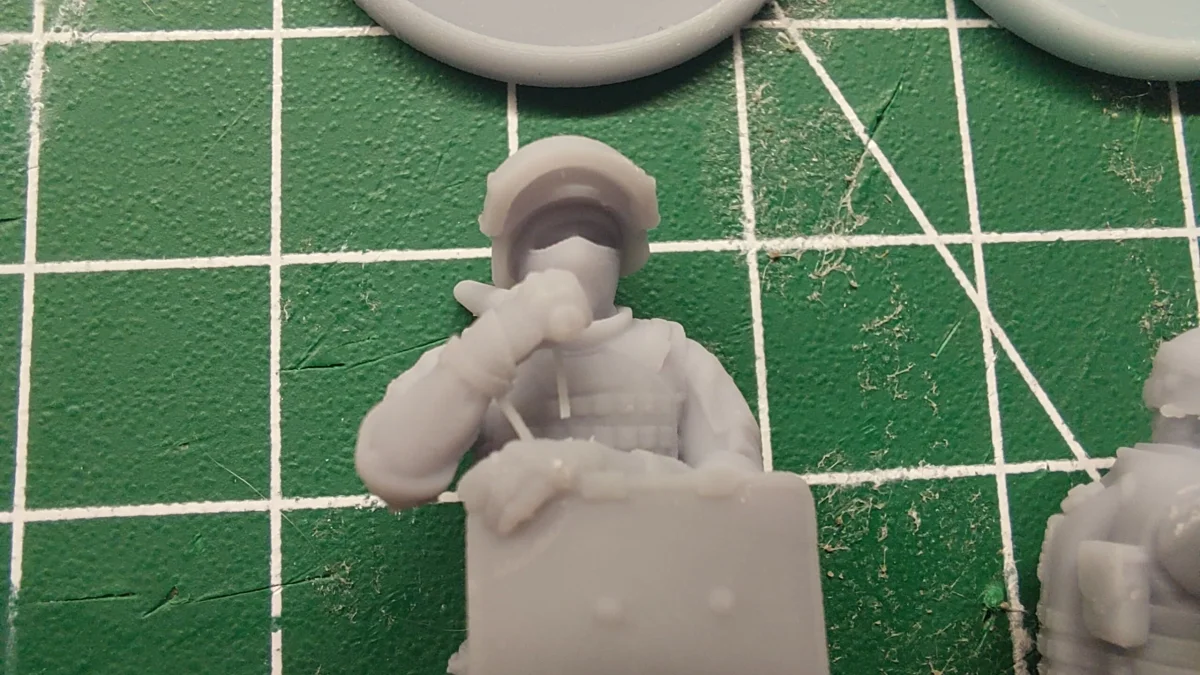 Riot Shields Squad - Modern Wargaming Miniatures for Tabletop RPG - 20mm / 28mm / 32mm Scale Minifigures - Bild 6