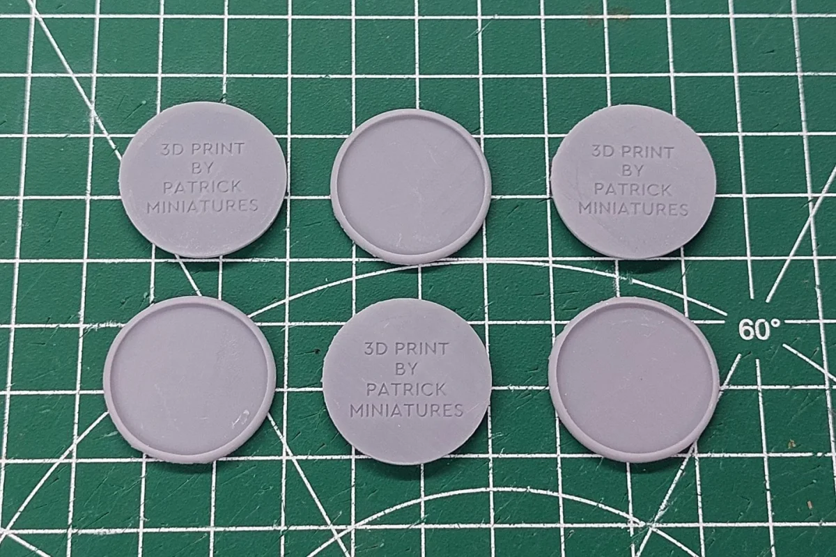 24pc set of thin 25mm Bases for Tabletop Wargaming Mini's - 3D Printed - Ideal for 28mm / 32mm Scale Miniatures