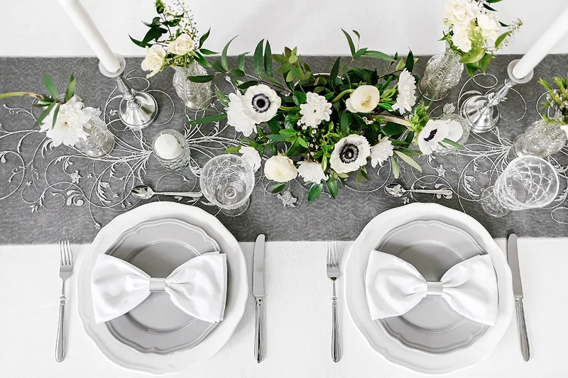 Löpare Organza Svart med silvermönster 36cm x 9m - Bild 5